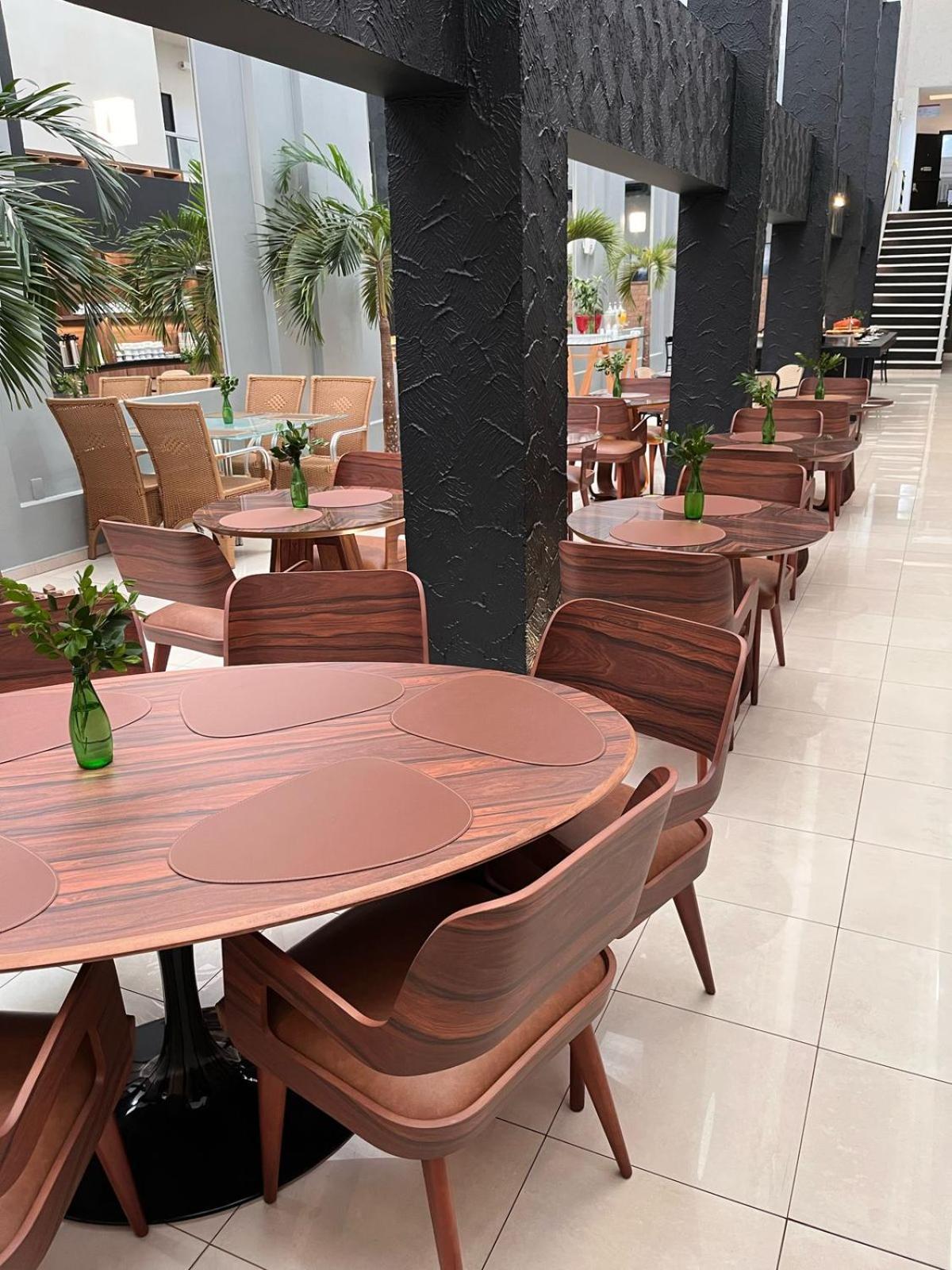 Oasis Tower Hotel Ribeirao Preto Bagian luar foto